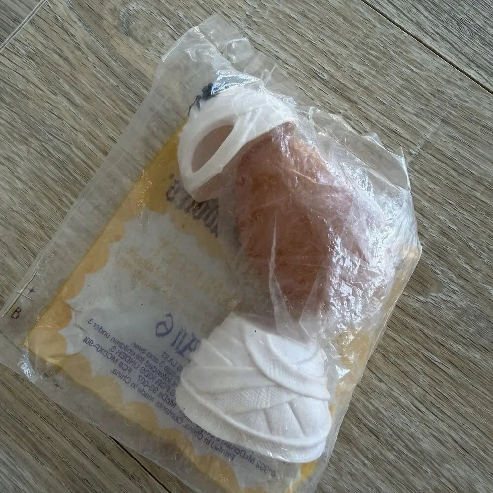 Vintage 1992 McDonald's Halloween McNugget Buddies Mummie Happy Meal Toy NIP